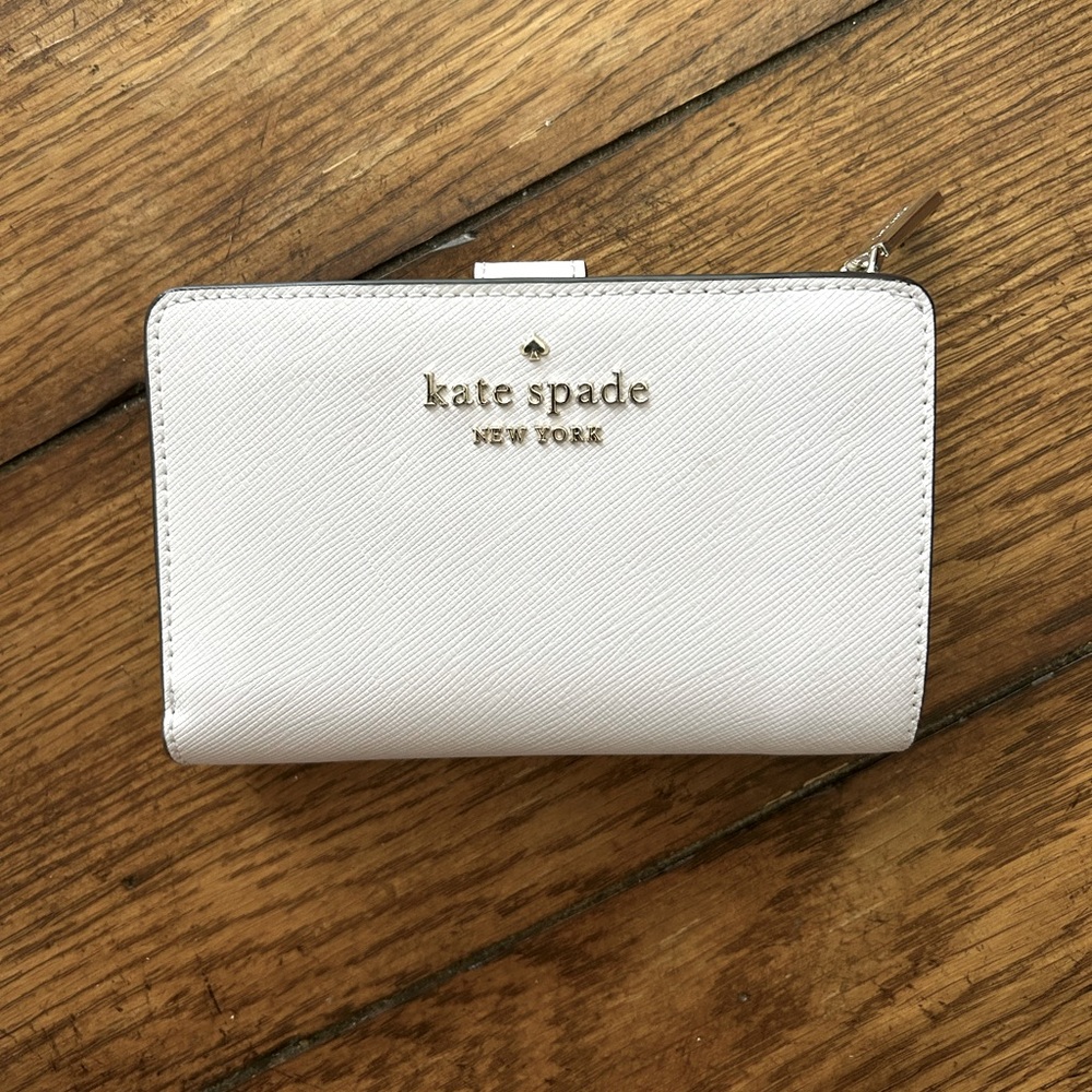 Kate Spade ♠️ snap wallet